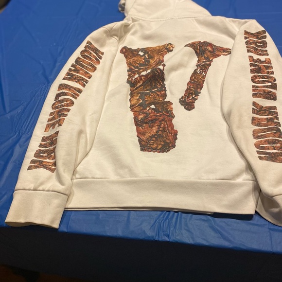 White V-Lone Jacket - Picture 4 of 6